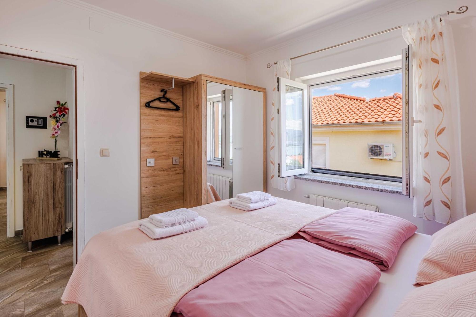 Apartments Rose Čižići Kültér fotó